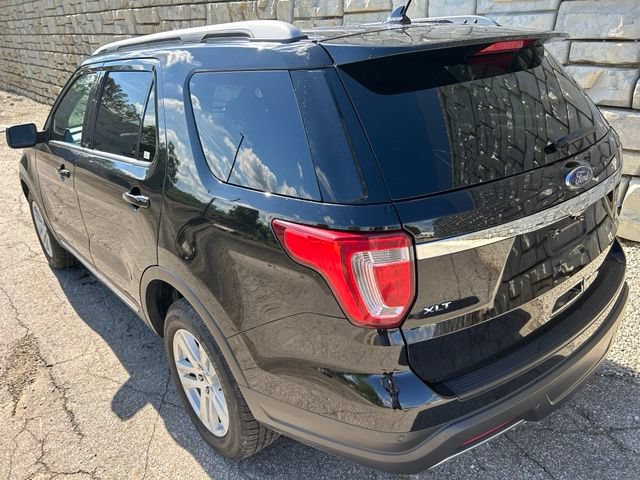 Certified 2019 Ford Explorer XLT w/ Equipment Group 201A AWD/4WD image 4