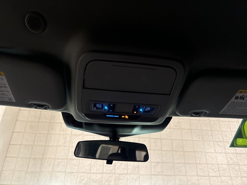 Certified 2022 Ford Explorer XLT w/ Equipment Group 202A image 28