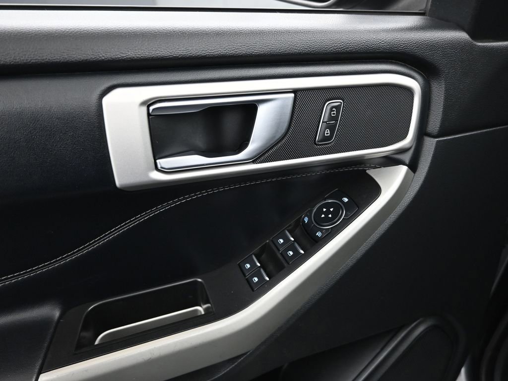 Certified 2021 Ford Explorer XLT image 37