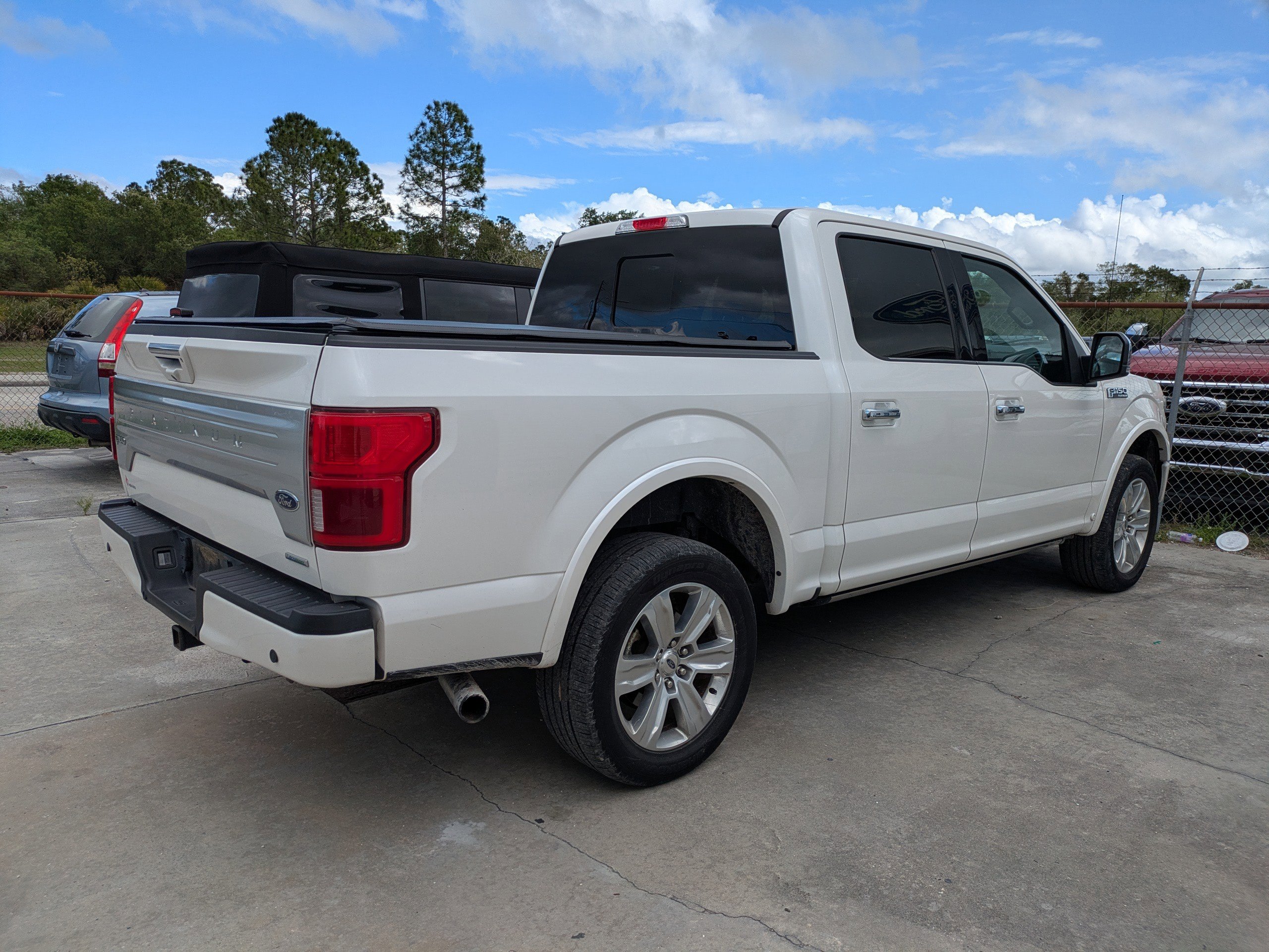 Certified 2019 Ford F150 Platinum w/ Equipment Group 701A Luxury AWD/4WD image 4