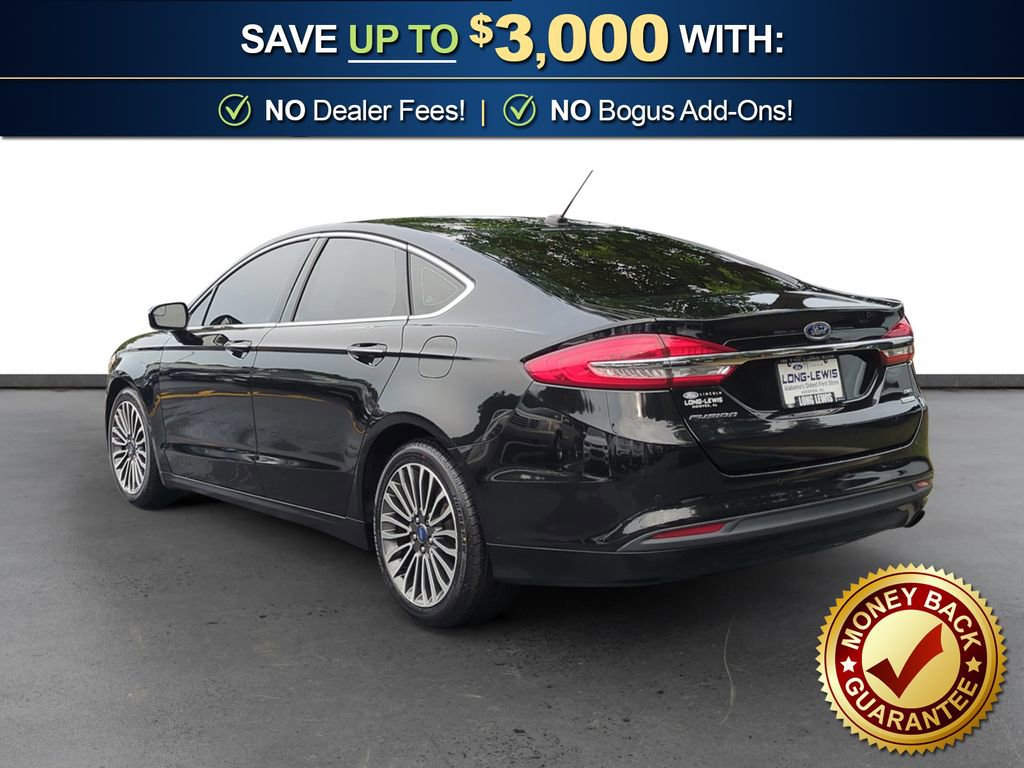 Certified 2017 Ford Fusion SE w/ Fusion SE Technology Package FWD image 4