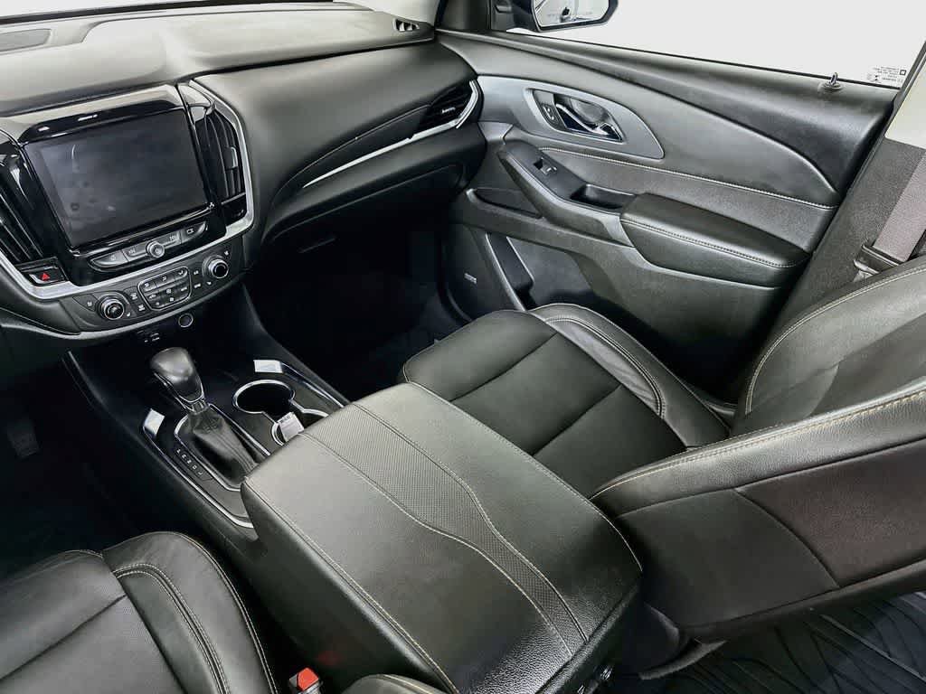 Used 2021 Chevrolet Traverse Premier w/ Redline Edition AWD/4WD image 11