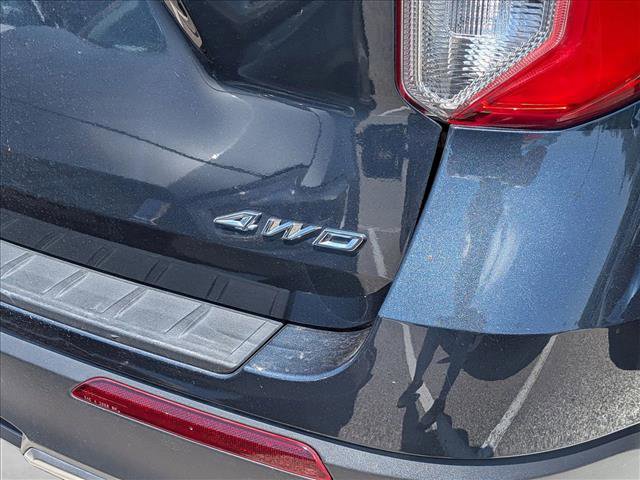 Certified 2023 Ford Explorer XLT w/ Equipment Group 202A AWD/4WD image 8