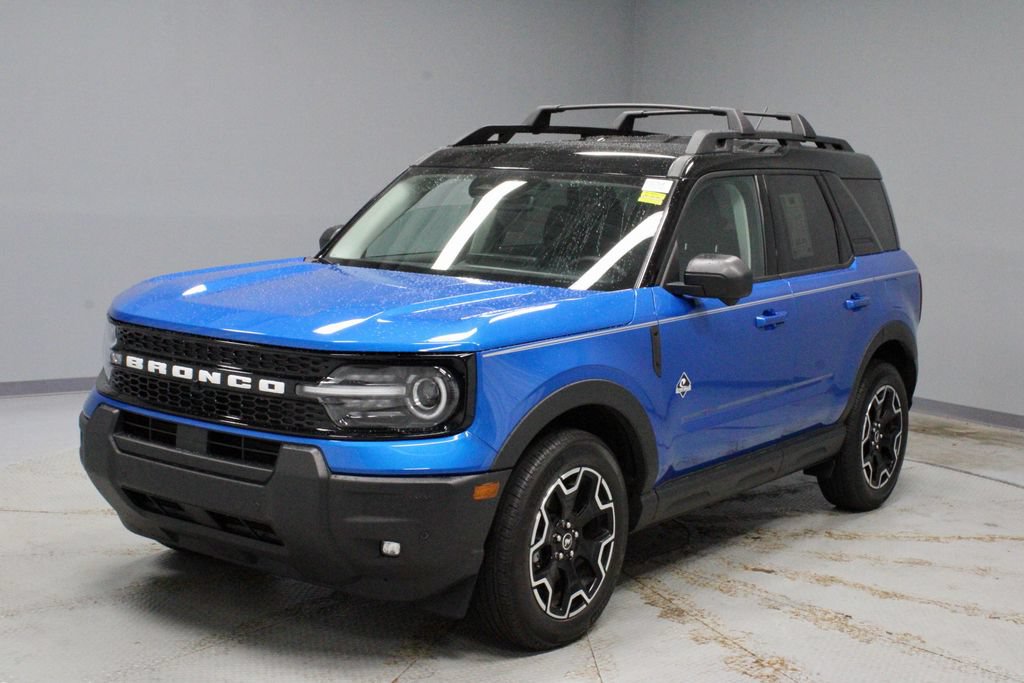Certified 2025 Ford Bronco Sport Outer Banks w/ Outer Banks Tech Package+ AWD/4WD image 8