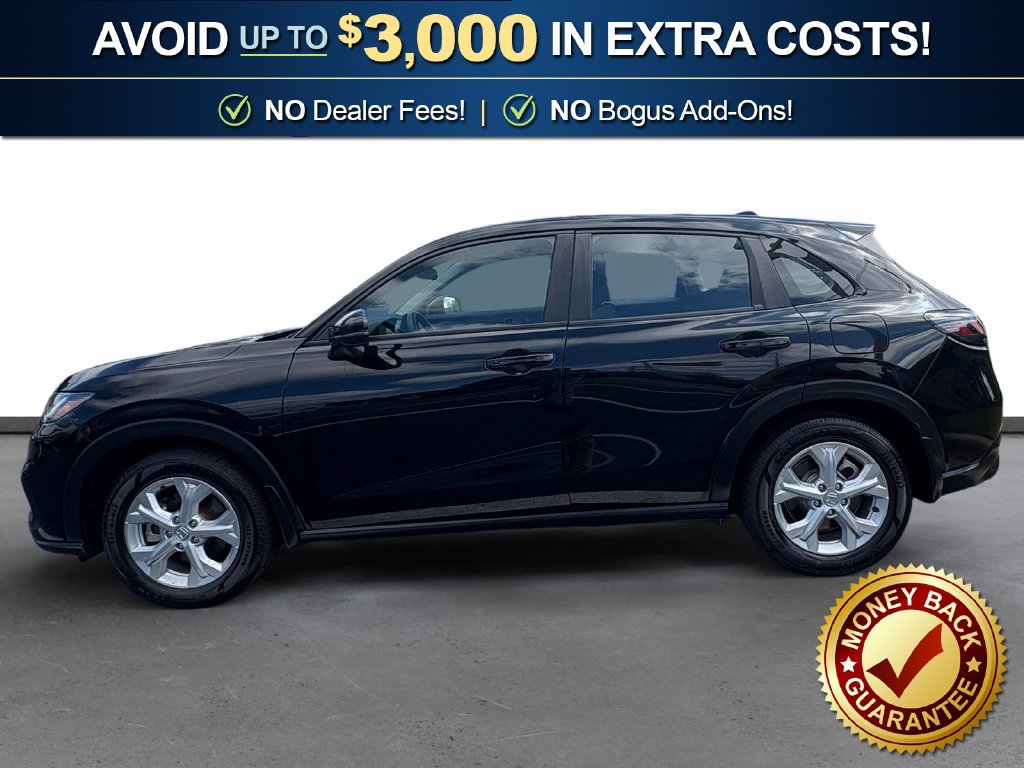 Used 2025 Honda HR-V LX image 2