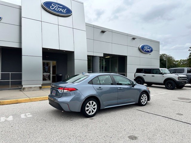 Used 2024 Toyota Corolla LE FWD image 19