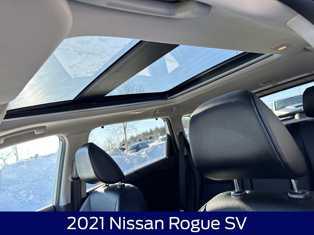 Used 2021 Nissan Rogue SV image 16