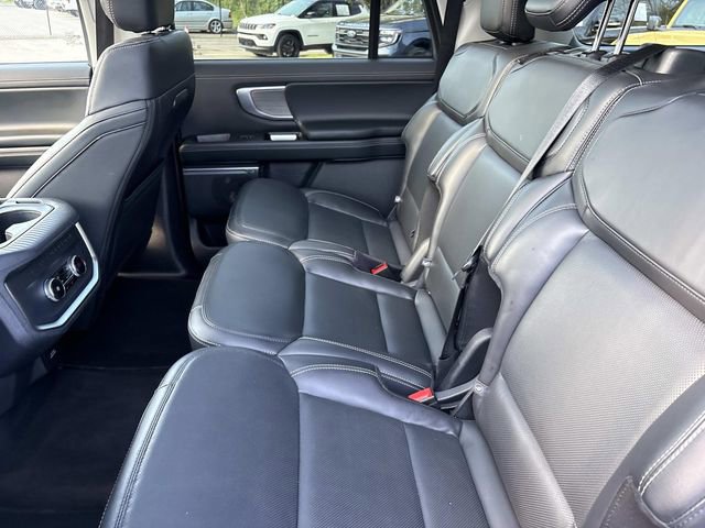 Certified 2025 Ford Expedition Max Platinum image 18