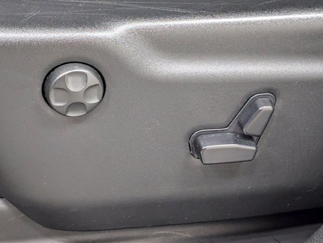 Used 2025 Dodge Durango GT AWD/4WD image 12