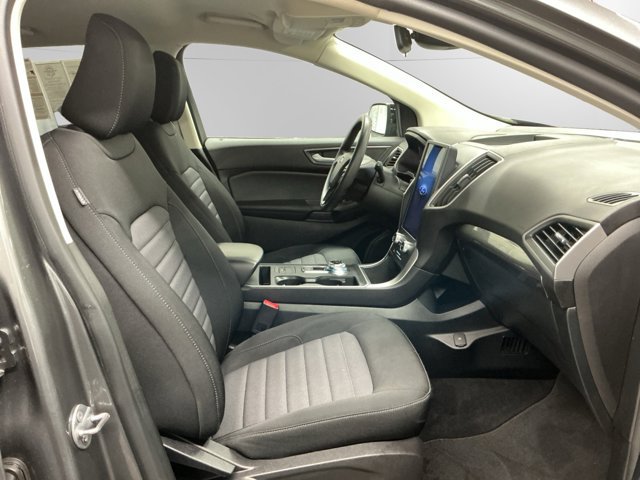 Certified 2022 Ford Edge SE w/ Black Appearance Package AWD/4WD image 15