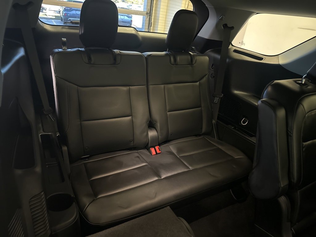 Certified 2023 Ford Explorer XLT w/ Equipment Group 202A image 7