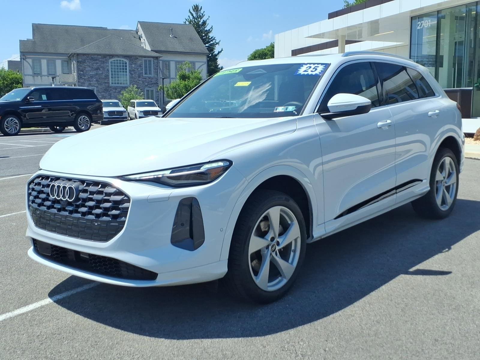 Used 2025 Audi Q5 Premium Plus AWD/4WD image 8