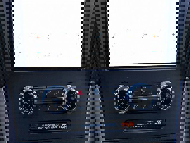 Certified 2022 Ford Edge ST-Line image 25