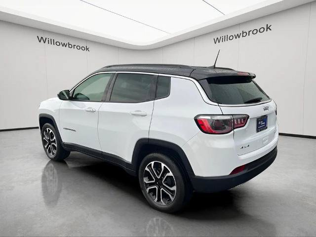 Used 2023 Jeep Compass Limited w/ Sun and Sound Group AWD/4WD image 3