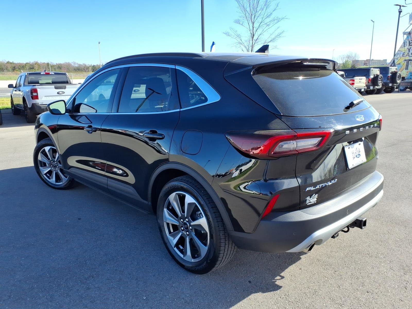 Certified 2025 Ford Escape Platinum w/ Class II Trailer Tow Package image 3