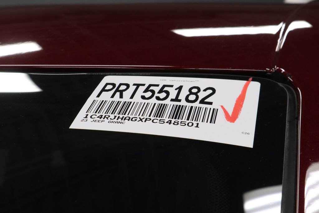 Used 2023 Jeep Grand Cherokee Altitude image 38