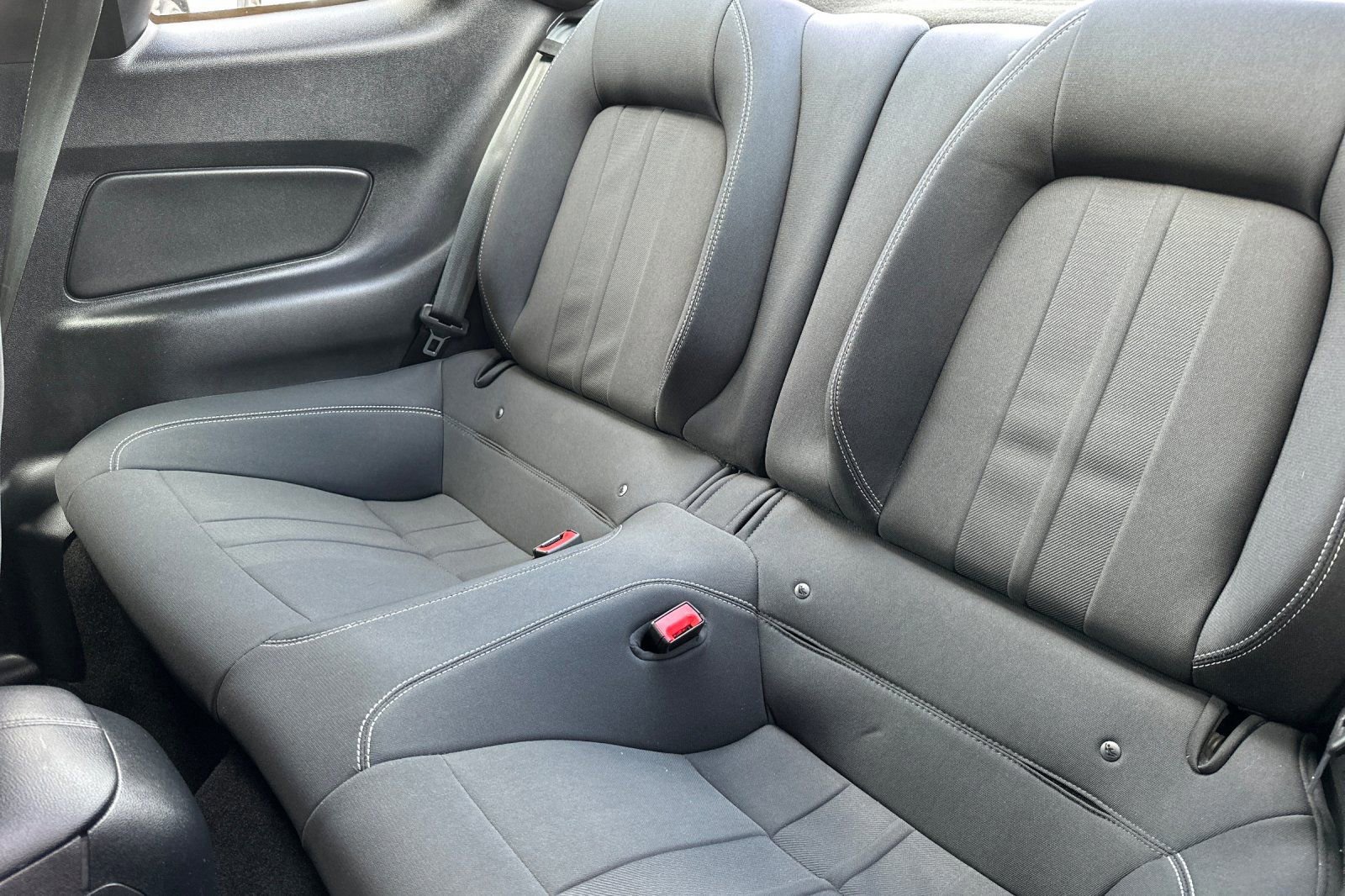 Certified 2019 Ford Mustang Coupe w/ Equipment Group 101A image 14