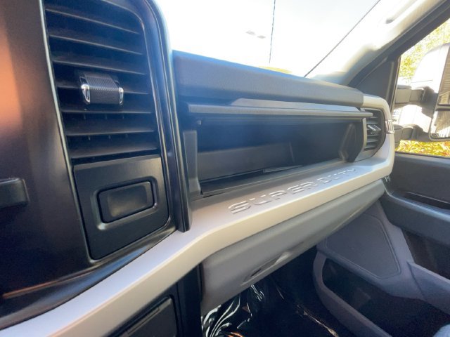 Certified 2024 Ford F250 XLT w/ Snow Plow Prep Package AWD/4WD image 30