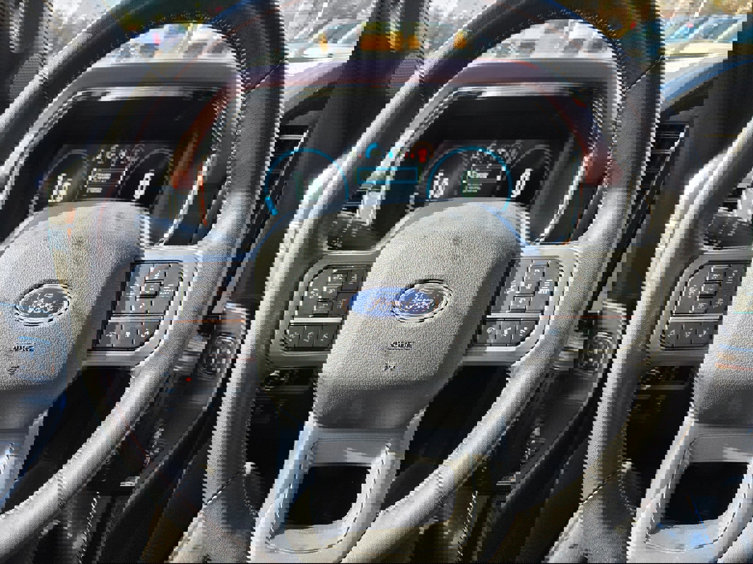 Certified 2023 Ford F150 Lariat w/ Equipment Group 502A High image 14