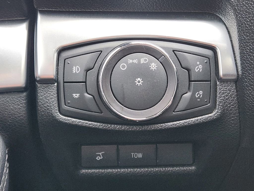 Certified 2018 Ford Explorer Sport w/ Equipment Group 401A image 33