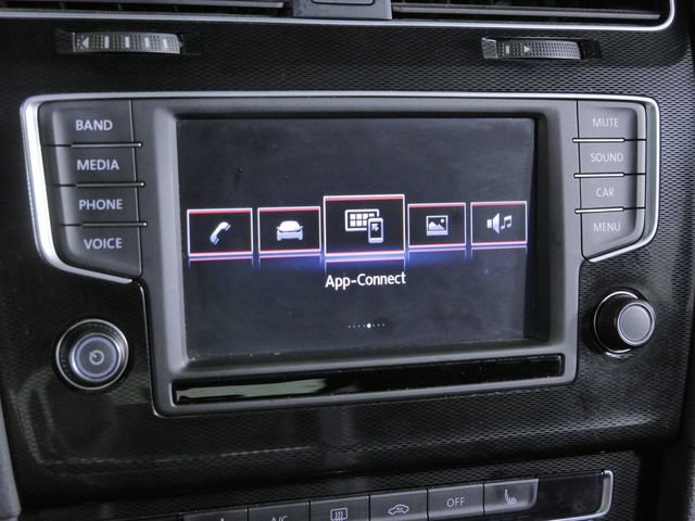 Used 2017 Volkswagen GTI SE FWD image 29