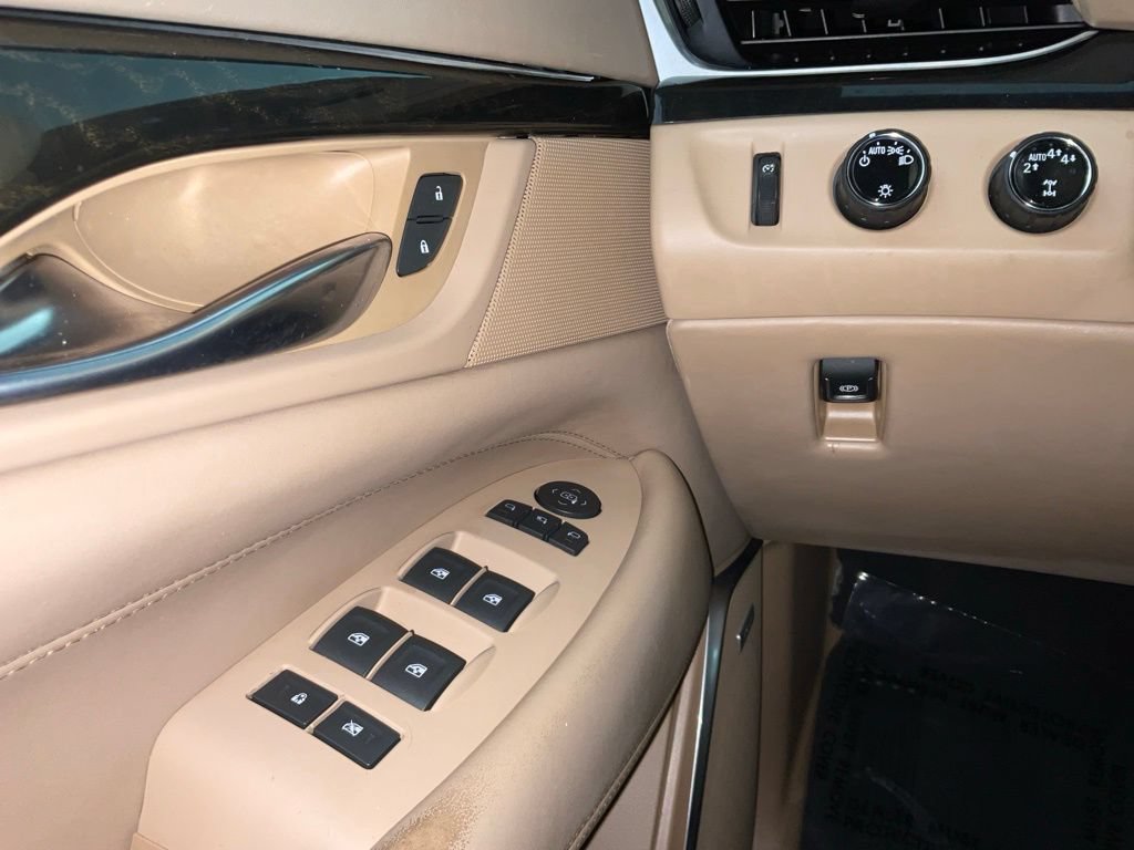 Used 2019 Cadillac Escalade Platinum AWD/4WD image 22
