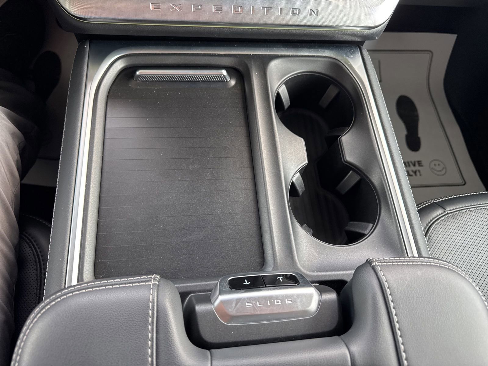 Certified 2025 Ford Expedition Platinum w/ Driver's Package image 38