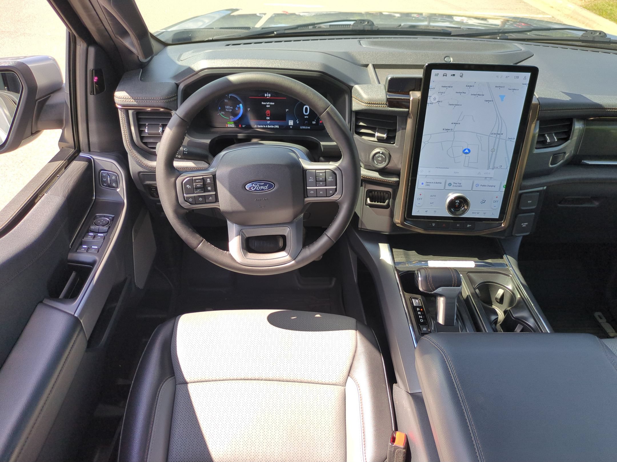 Certified 2025 Ford F150 Lightning Lariat AWD/4WD image 35