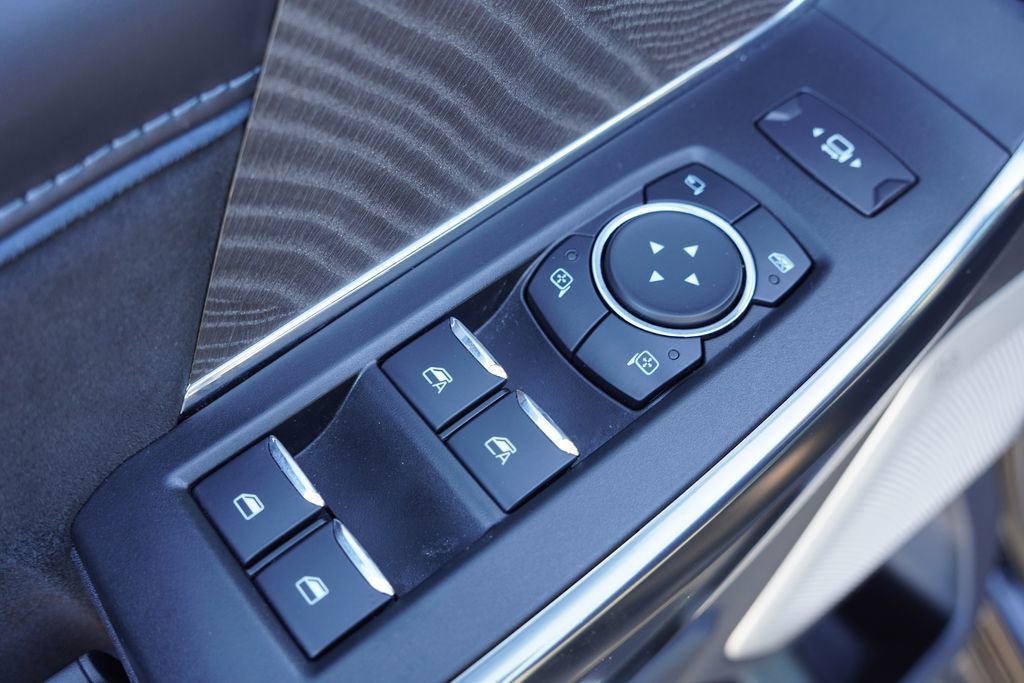 Certified 2025 Ford F450 Platinum w/ FX4 Off-Road Package image 25