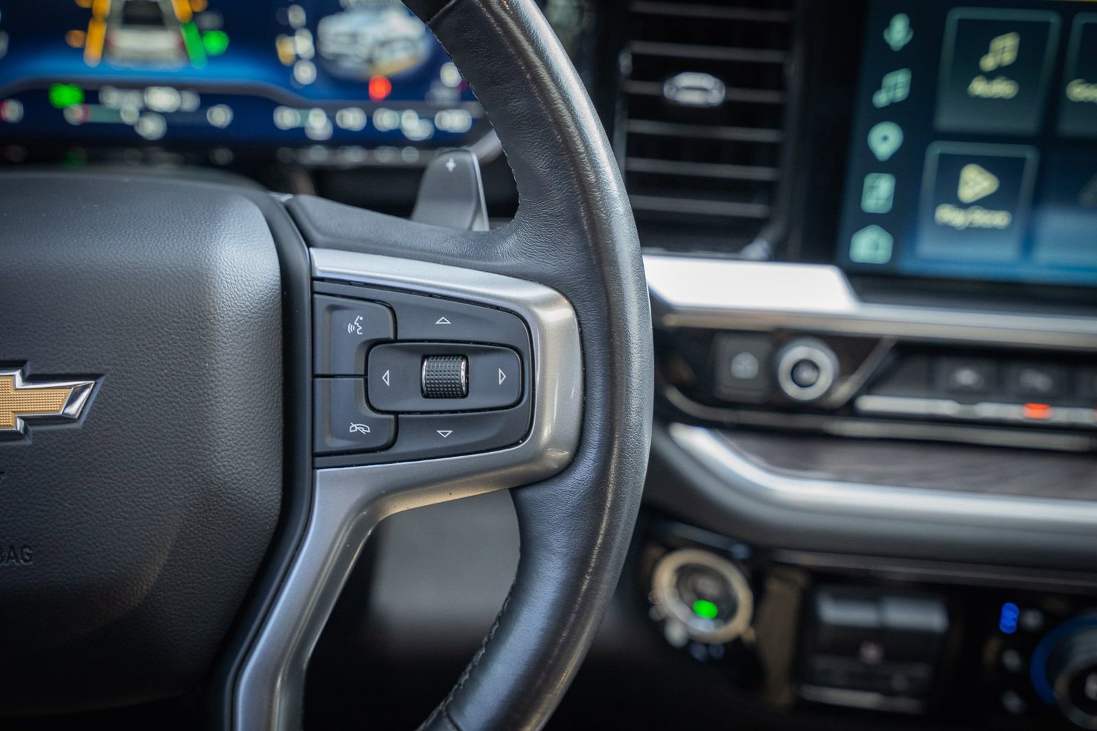 Used 2022 Chevrolet Silverado 1500 LTZ w/ LTZ Premium Package image 30