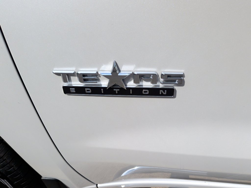 Used 2023 Chevrolet Silverado 1500 LTZ w/ Technology Package AWD/4WD image 35