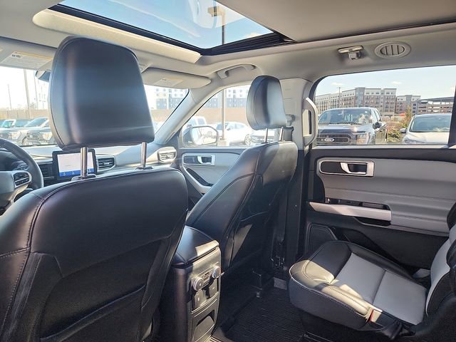 Certified 2022 Ford Explorer XLT w/ Equipment Group 202A image 24
