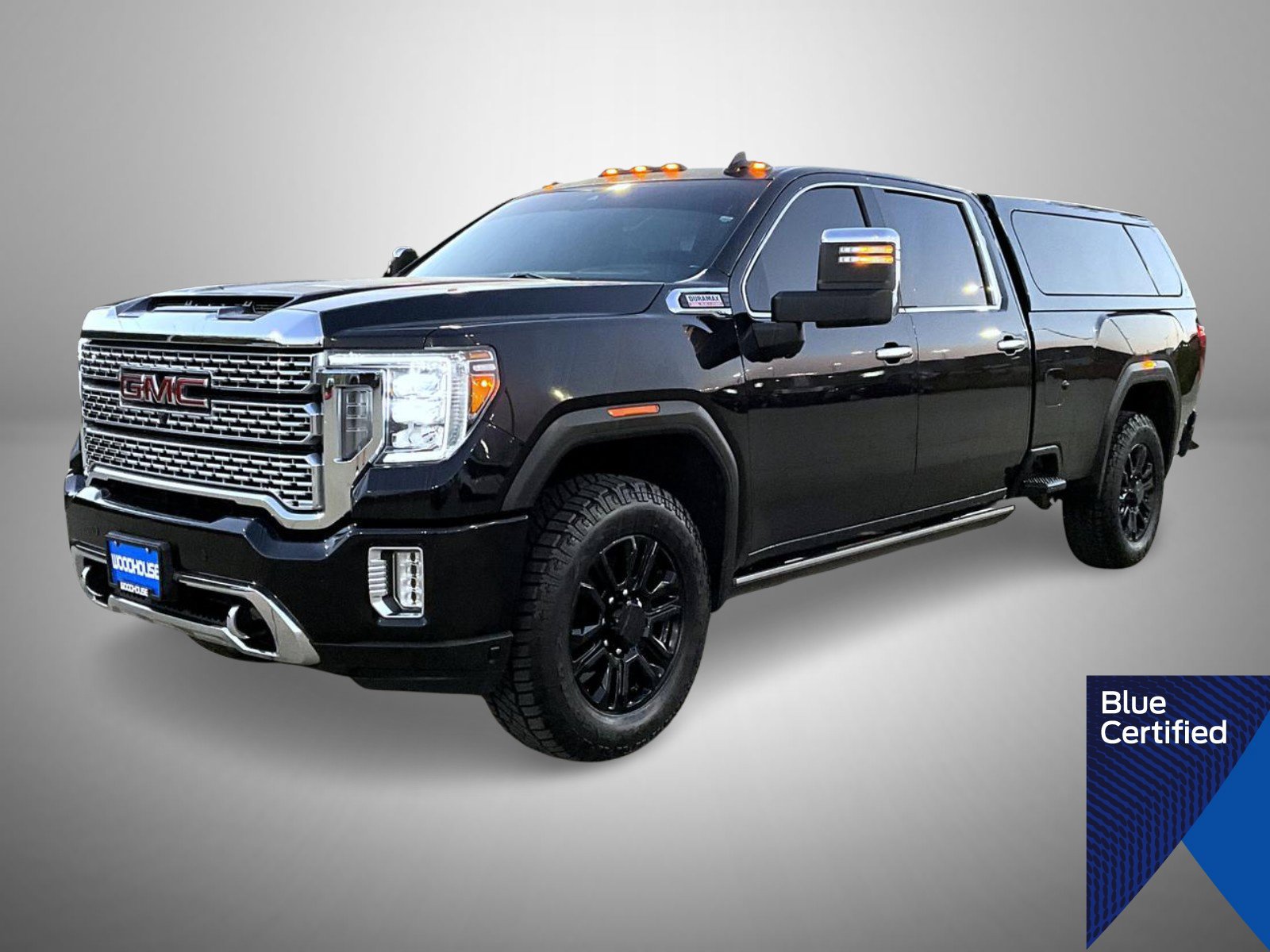 Used 2023 GMC Sierra 2500 Denali w/ Denali Black Diamond Edition AWD/4WD image 1