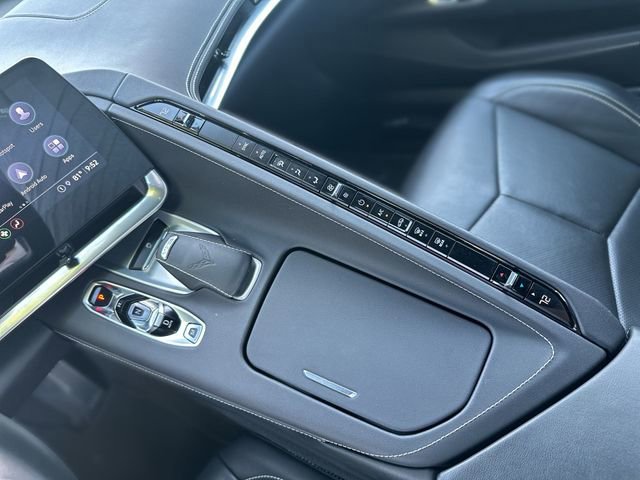 Used 2021 Chevrolet Corvette Stingray Convertible w/ 1LT image 21