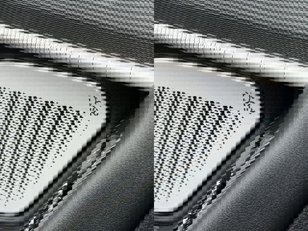 Certified 2025 Ford Explorer ST image 25