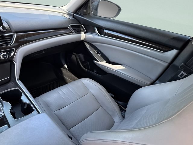 Used 2018 Honda Accord Touring image 23
