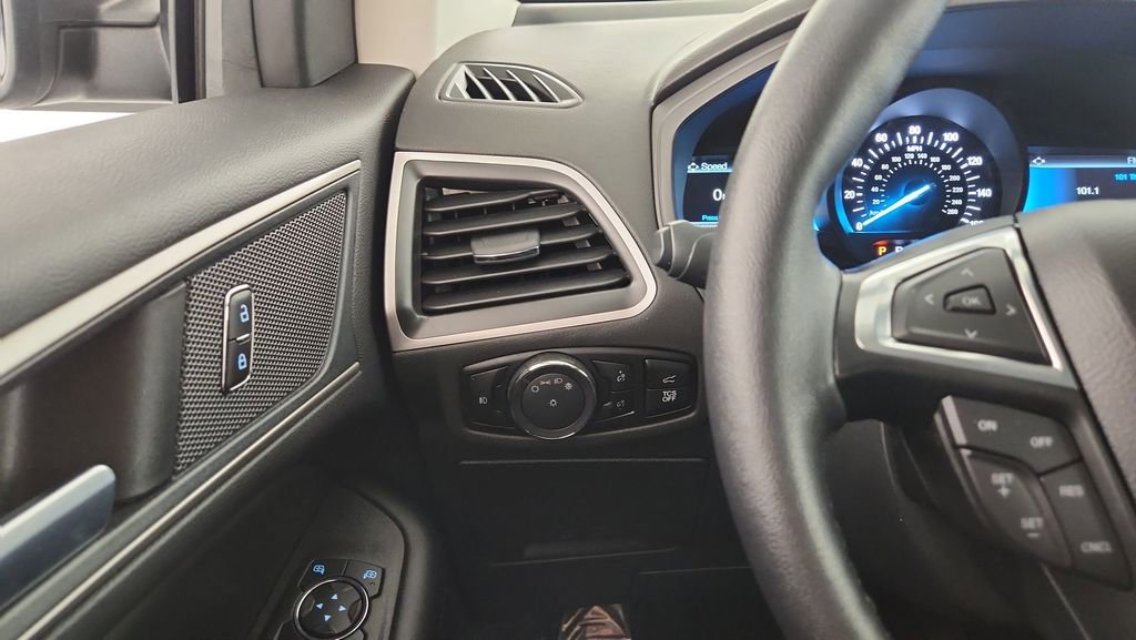 Certified 2024 Ford Edge SEL w/ Convenience Package AWD/4WD image 23