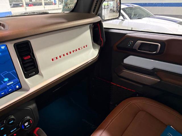 Certified 2023 Ford Bronco Heritage Edition AWD/4WD image 22