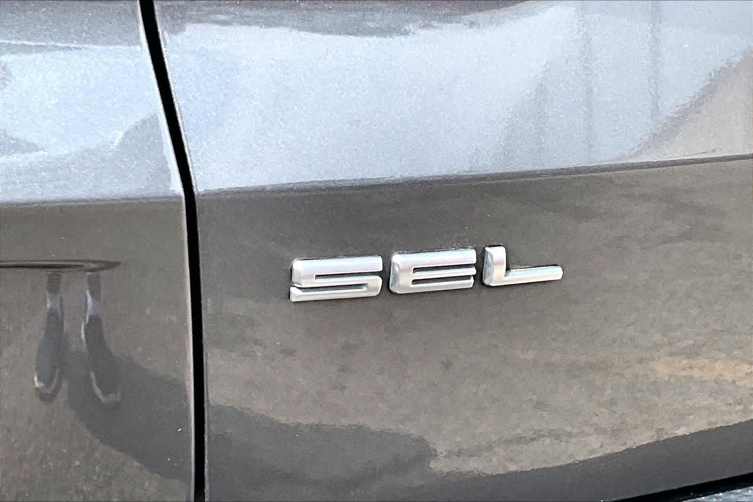 Certified 2022 Ford Escape SEL w/ Technology Package FWD image 10