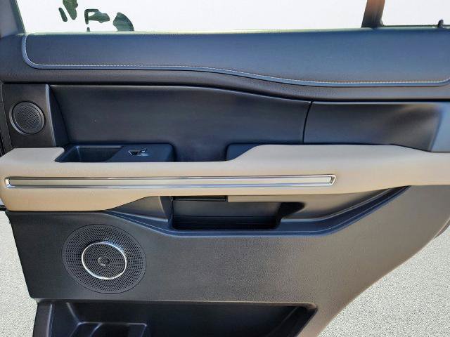 Certified 2023 Ford Expedition Limited RWD image 28