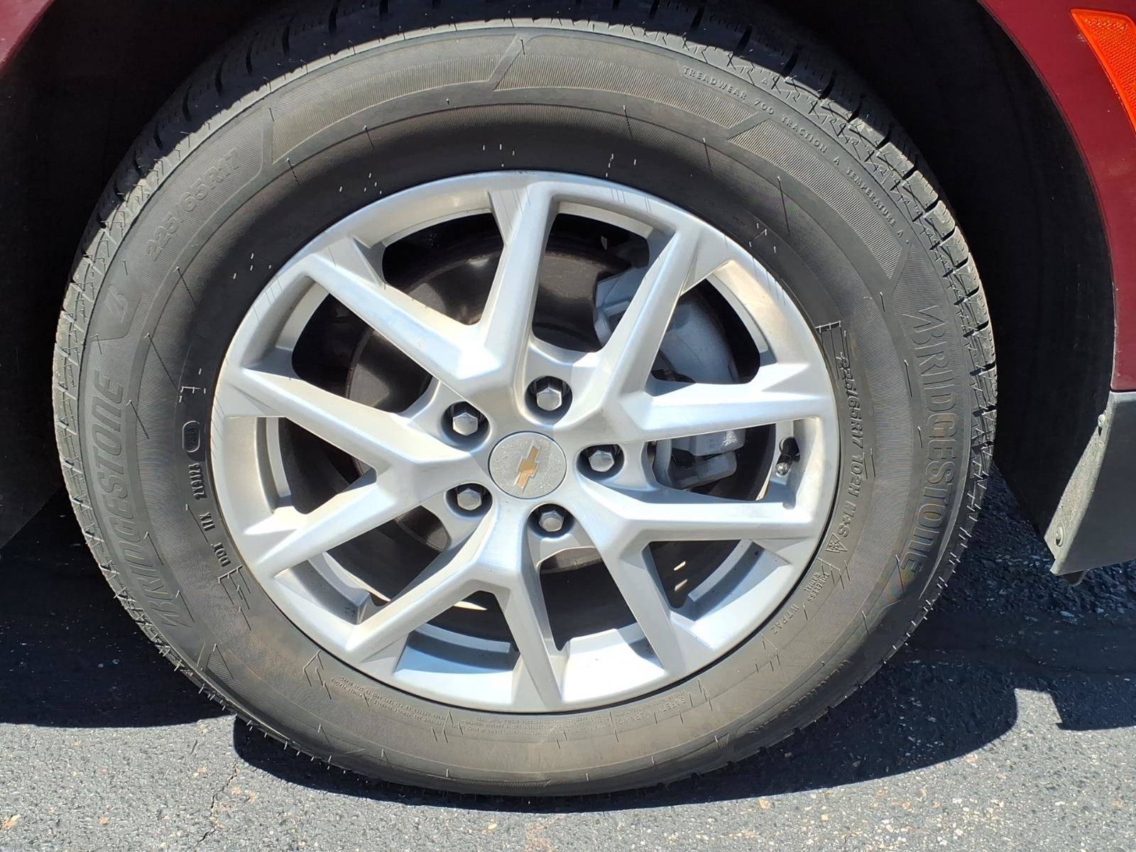 Used 2023 Chevrolet Equinox LT AWD/4WD image 17