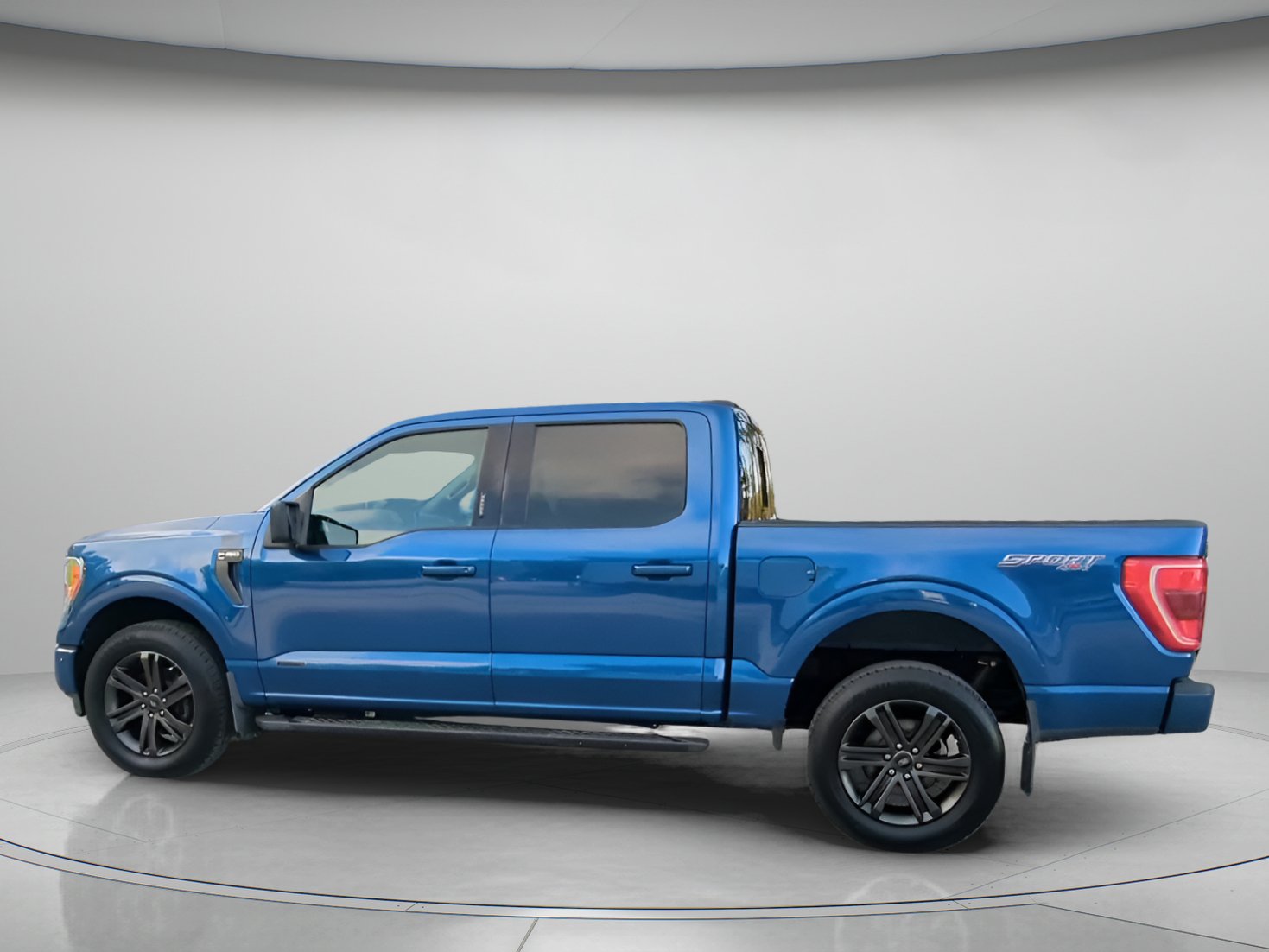 Certified 2022 Ford F150 XLT w/ Equipment Group 301A Mid AWD/4WD image 15