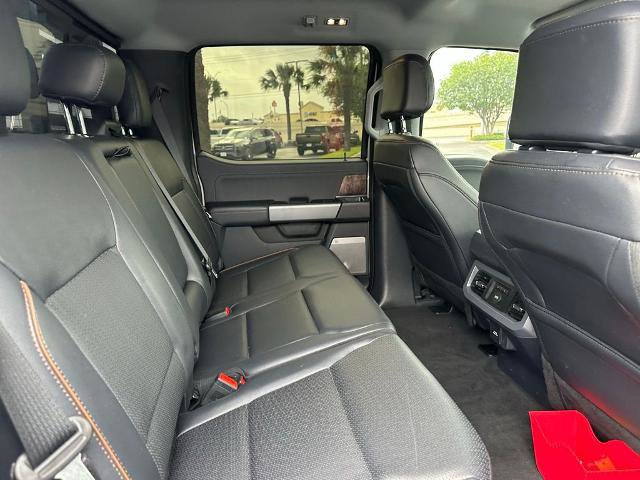 Certified 2025 Ford F250 Lariat w/ Chrome Package image 21