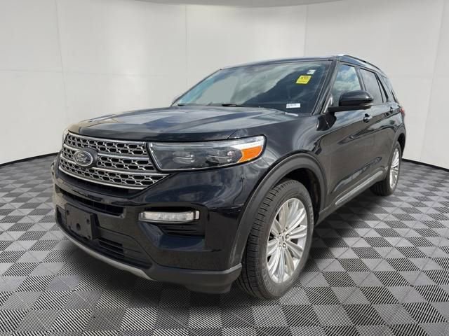 Certified 2021 Ford Explorer Limited w/ Equipment Group 301A AWD/4WD image 14