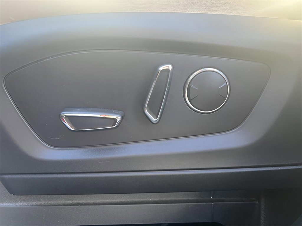 Certified 2020 Ford Explorer Limited image 28