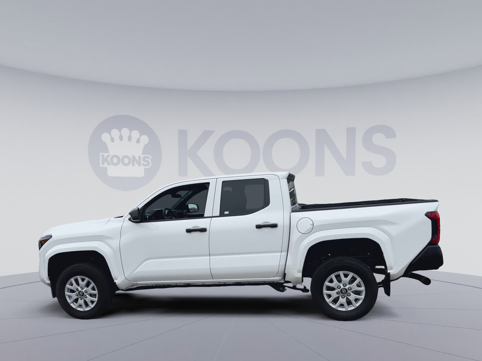 Used 2024 Toyota Tacoma SR RWD image 8