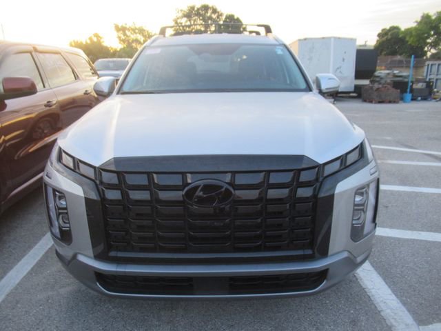 Used 2025 Hyundai Palisade SEL FWD image 2