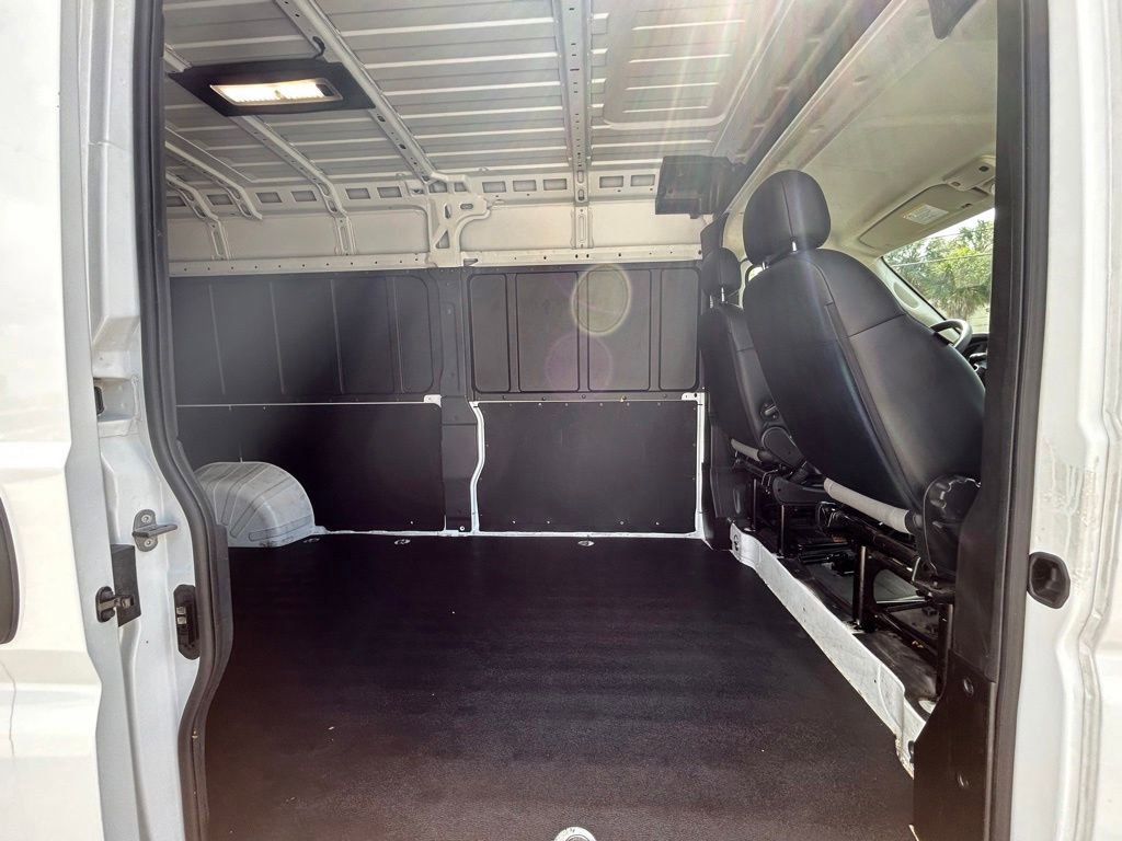 Used 2024 RAM ProMaster 2500 w/ Convenience Group FWD image 28