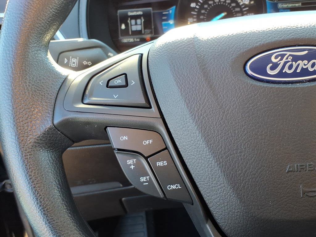 Certified 2022 Ford Edge SE w/ Black Appearance Package image 17