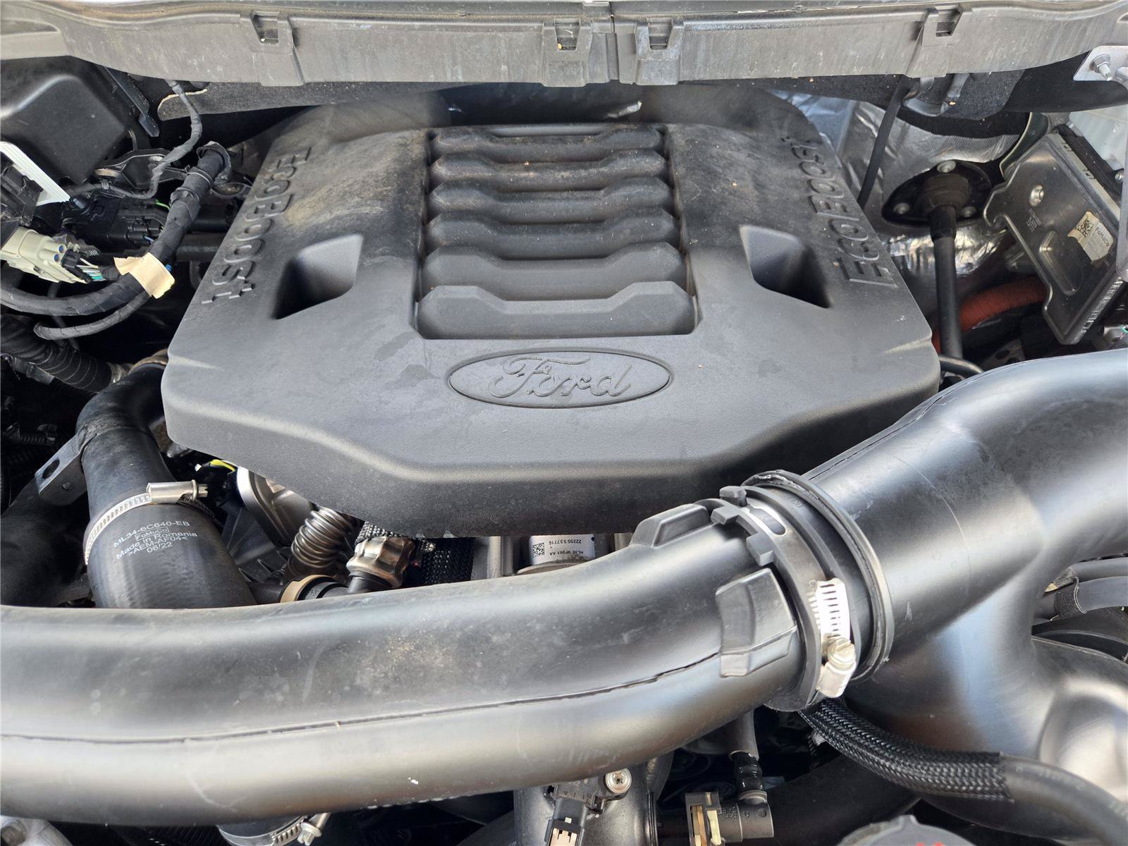Certified 2022 Ford F150 Lariat w/ Equipment Group 502A High AWD/4WD image 31